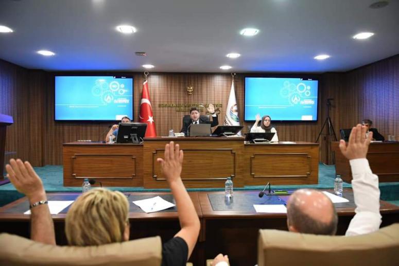 BAŞKAN TÖREN “BİR KEZ DAHA, ÖNCE İNSAN DİYORUZ”