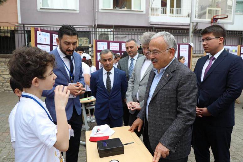 BAŞKAN GÜLER, MİNİK KÂŞİFLERLE BULUŞTU