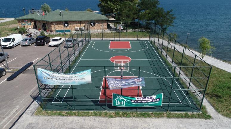 BÜYÜKŞEHİR’DEN 19 İLÇEYE SPOR SAHASI