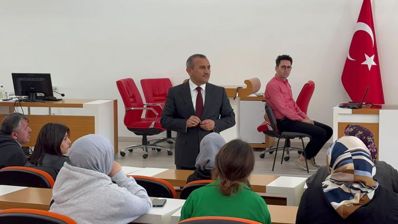 Vali Sonel, “Devletimizin Kapısı Açık”