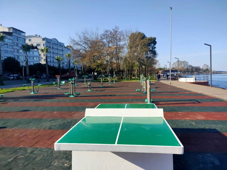 ORDU’NUN PARKLARINDA ‘MASA TENİSİ’ ZAMANI