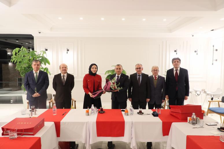 Vali Sonel, “Mülki İdare Amirliği Mesleği; Ülkeye, Millete, Devlete Adanmışlıktır”