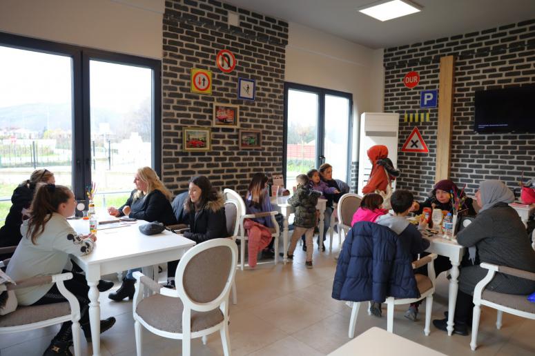 ALTINORDU’NUN YENİ GÖZDE MEKANIDURUGÖL MENEKŞE KAFE