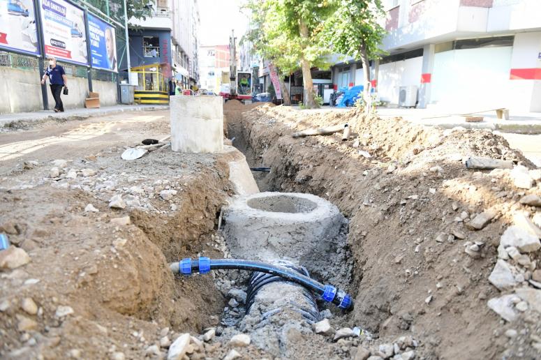 ALTINORDU BELEDİYESİ ALTYAPI VE ÜSTYAPI ÇALIŞMALARINI ARALIKSIZ SÜRDÜRÜYOR