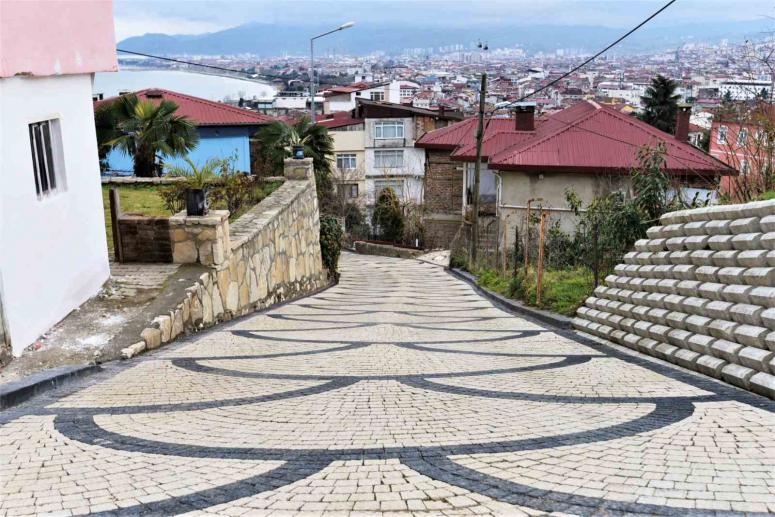 ASFALT ÇALIŞMALARI YÜZ GÜLDÜRÜYOR