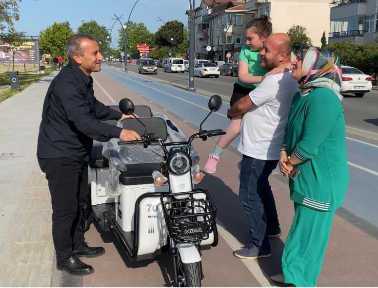 Vali Sonel, Sözünü Tuttu