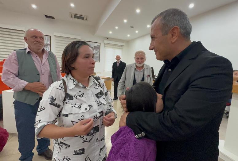 Vali Sonel, “ Vatandaşlarımızın Sıkıntılarını Gidermek İçin Buradayız”