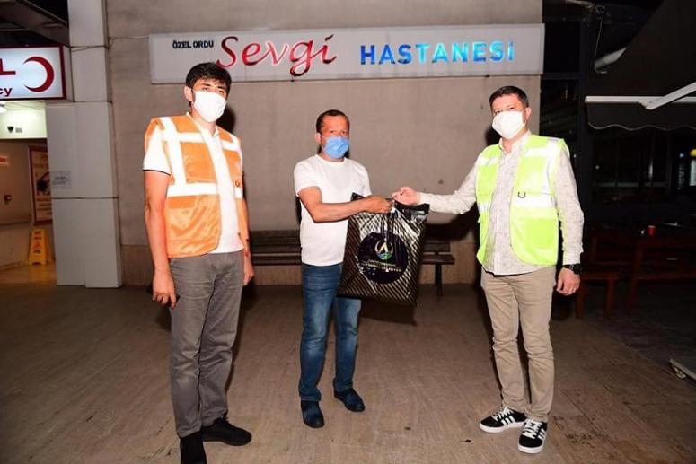 İLK DEFA BABA OLDULAR VE İLK SÜRPRİZİ YAŞADILAR