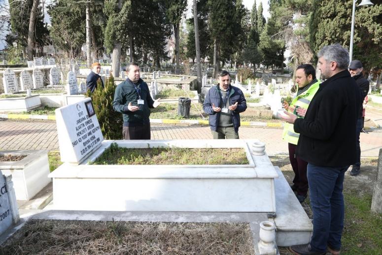 MEZARLIKLAR DUASIZ KALMAYACAK