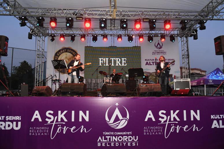 ALTINORDU BELEDİYESİ MUHTEŞEM BİR KONSERLE YAZA MERHABA DEDİ