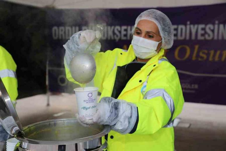 HEM İÇLERİ ISITTI HEM YÜZLERİ GÜLDÜRDÜ