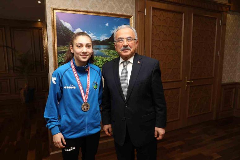 GAMZE SOĞUKSU, AVRUPA’DA SAHNE ALACAK