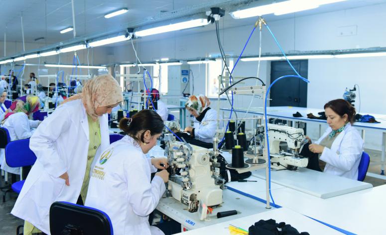 BAŞKAN TÖREN’İN PROJESİ KADINLARA VE GENÇLERE YENİ BİR FIRSATIN KAPILARINI ARALADI