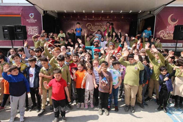 RAMAZAN COŞKUSU KUMRU’YA TAŞINDI