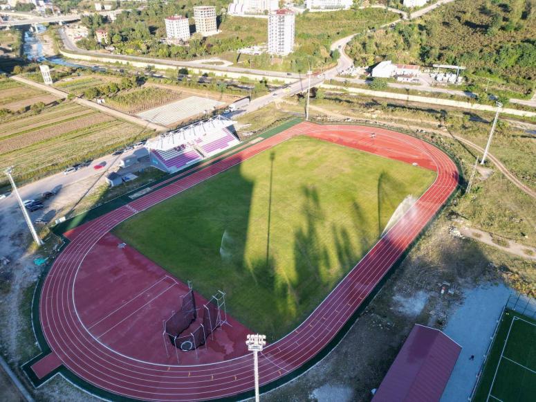 ESKİPAZAR SPOR TESİSLERİNİN ALT YAPISI BÜYÜKŞEHRE EMANET