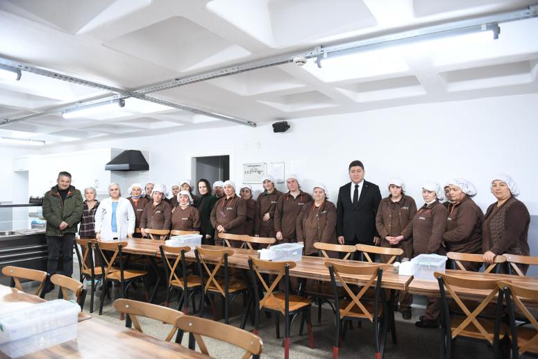 BAŞKAN TÖREN’E ALTINORDULULARDAN TAM DESTEK