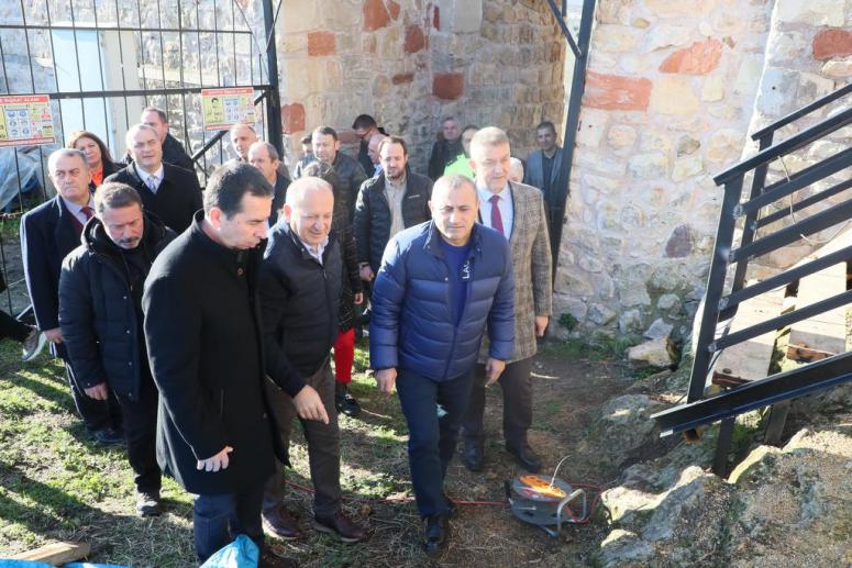Vali Sonel, Ünye Kalesinde İncelemede Bulundu