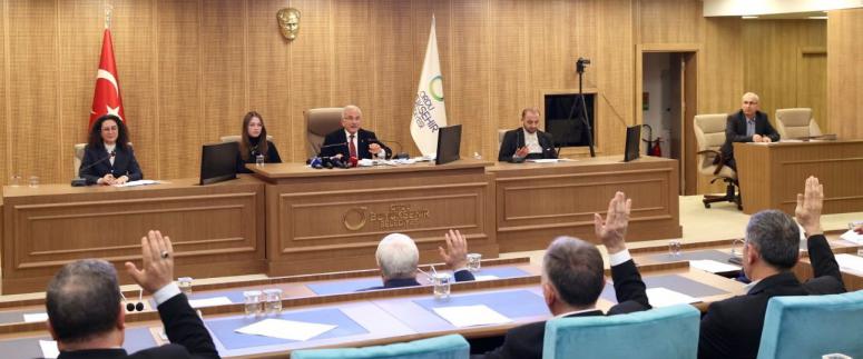 “DÜNYA ÇAPINDA GÜZEL VE İDDİALI BİR KENT OLMA HEDEFİNDEYİZ”