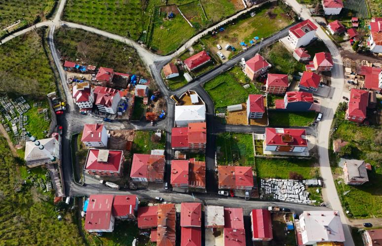 ALTINORDU BELEDİYESİNİN HİZMET SEFERBERLİĞİ TÜM HIZIYLA DEVAM EDİYOR