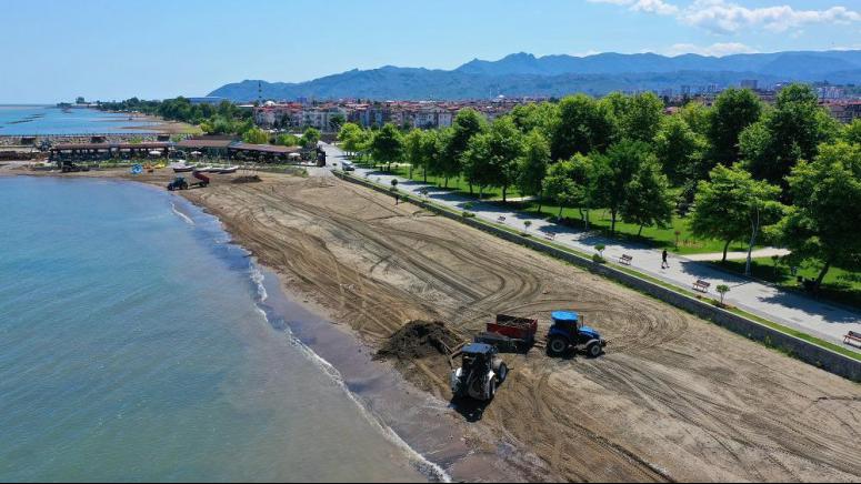 SAHİLLER TEMİZLENİYOR