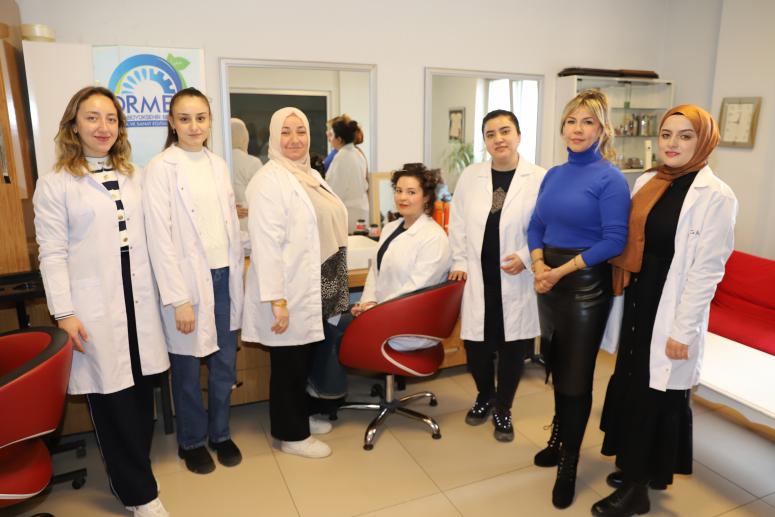 DEPREMİN GÜÇLÜ KADINLARI