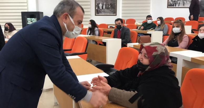 Vali Sonel, “Biz Bir Aileyiz”