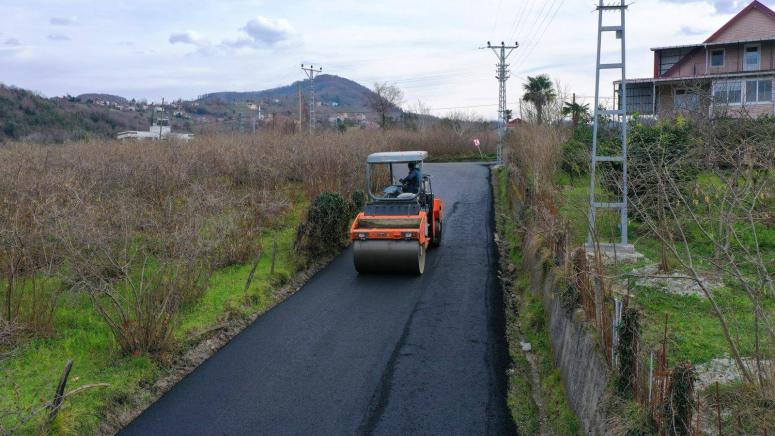 PERŞEMBE’DE YOL YATIRIMLARI SÜRÜYOR