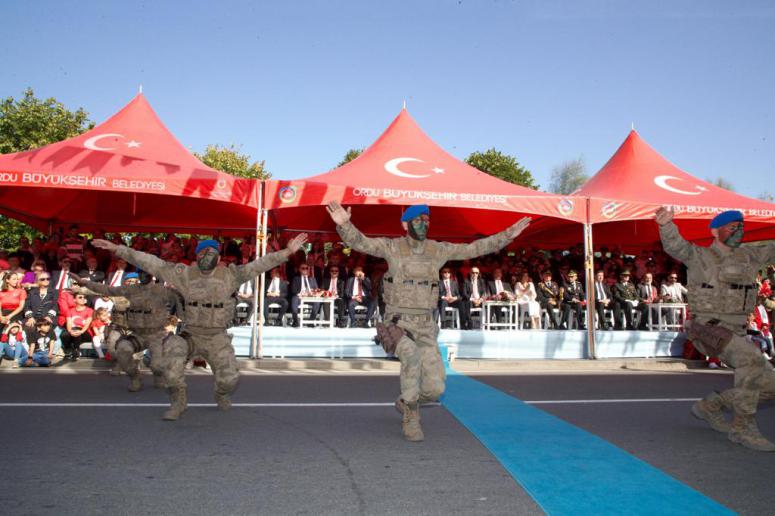 Cumhuriyetin 100. Yılına Yakışır Muhteşem Kutlama