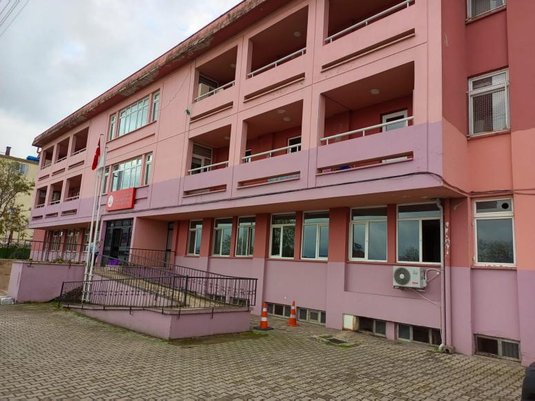 Vali Erol, Ünye Çocuk Evleri’nin Yeniden Yapımı İçin Hayırseverlere Çağrıda Bulundu