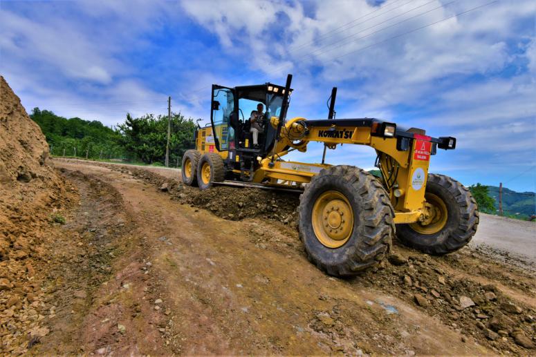 ALTINORDU’DA FINDIK HASADI ÖNCESİ YOL BAKIM ONARIM VE REGLAJ ÇALIŞMALARINDA SONA GELİNDİ