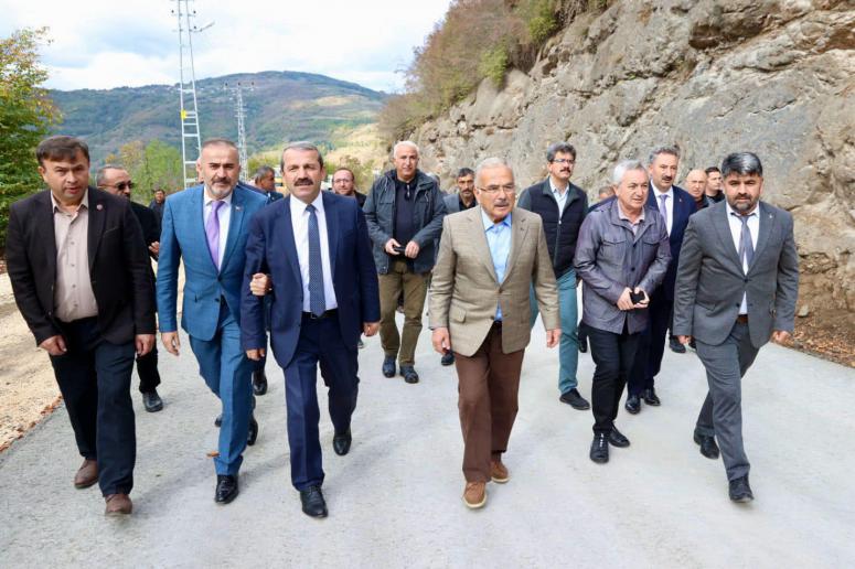 AKKUŞ’LULARDAN BAŞKAN GÜLER’E SEVGİ SELİ