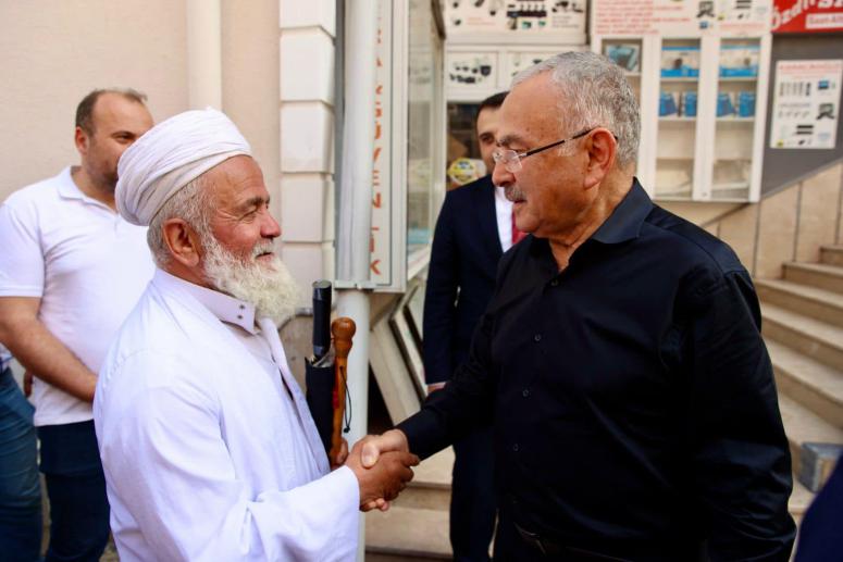 BAŞKAN GÜLER’DEN KUMRU ÇIKARMASI