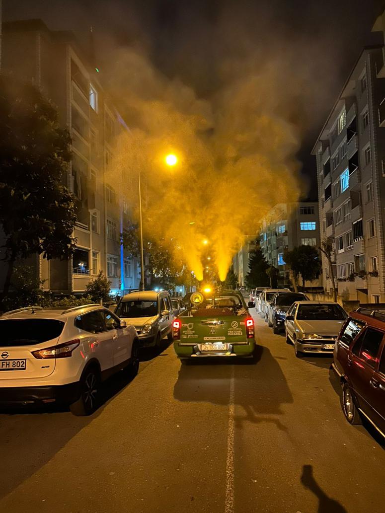 BÜYÜKŞEHİR SİVRİSİNEKLERE KARŞI SAHADA