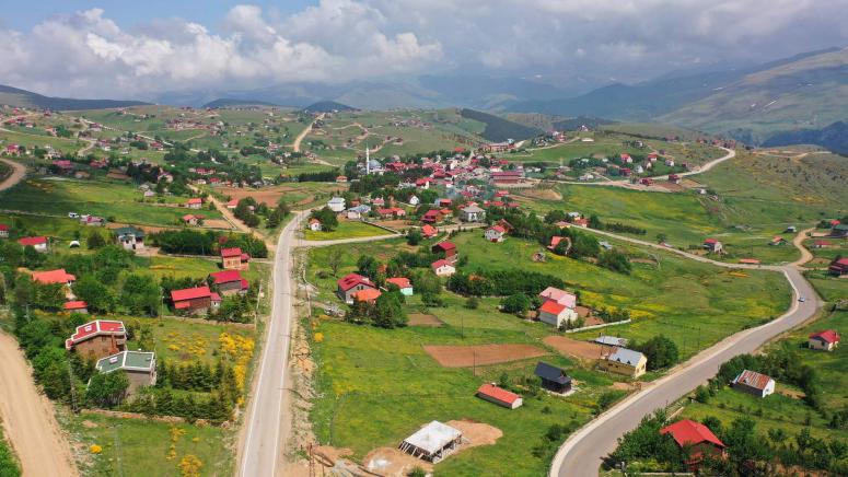 YAYLANIN AÇIK AVM’SİNE İLGİ ARTTI