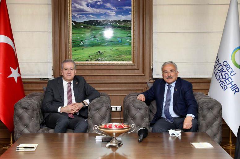 MHP GENEL BAŞKAN YARDIMCISI SADİR DURMAZ BAŞKAN GÜLER’İ ZİYARET ETTİ