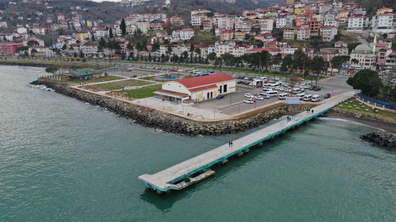 BÜYÜKŞEHİR, PERŞEMBE İSKELESİNİ YENİLİYOR