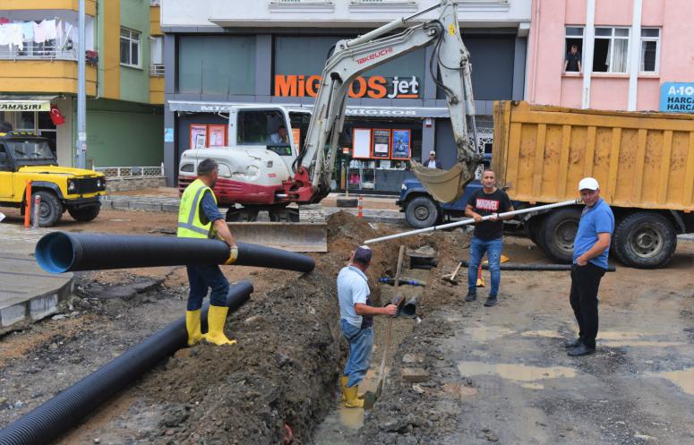 BAŞKAN AŞKIN TÖREN ŞEHRE İLKLERİ KAZANDIRMAYA DEVAM EDİYOR