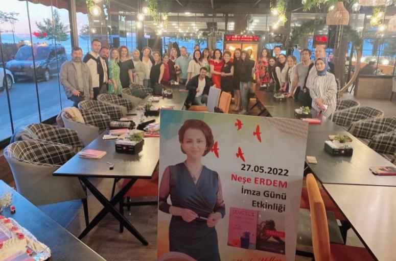 NEŞE ERDEM’İN 3’ÜNCÜ KİTABI YOLDA