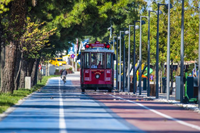 NOSTALJİK TRAMVAY BÜYÜK BEĞENİ TOPLUYOR